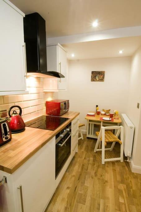 Gillygate Central Apartment York Exterior foto